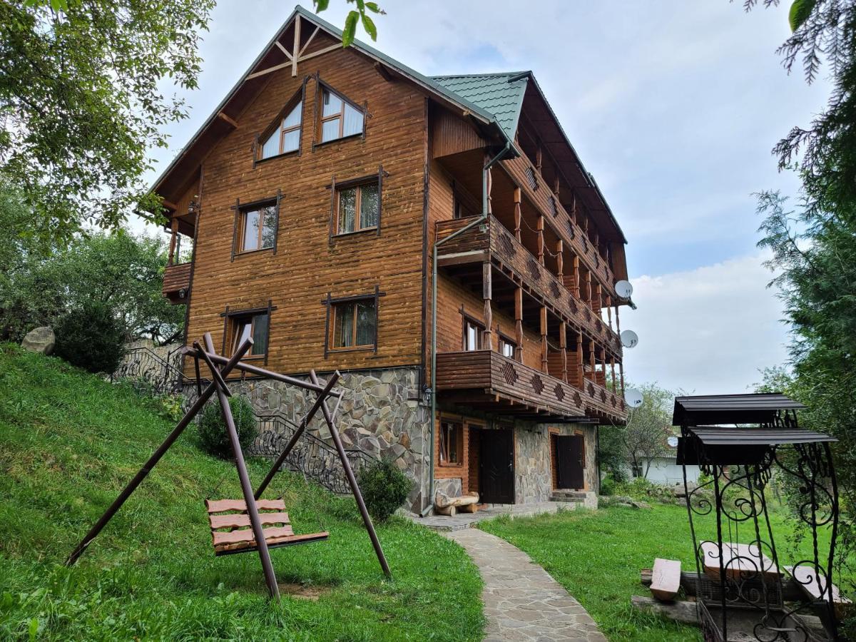 Hotel Гуцульська Хата Jaremcze Zewnętrze zdjęcie
