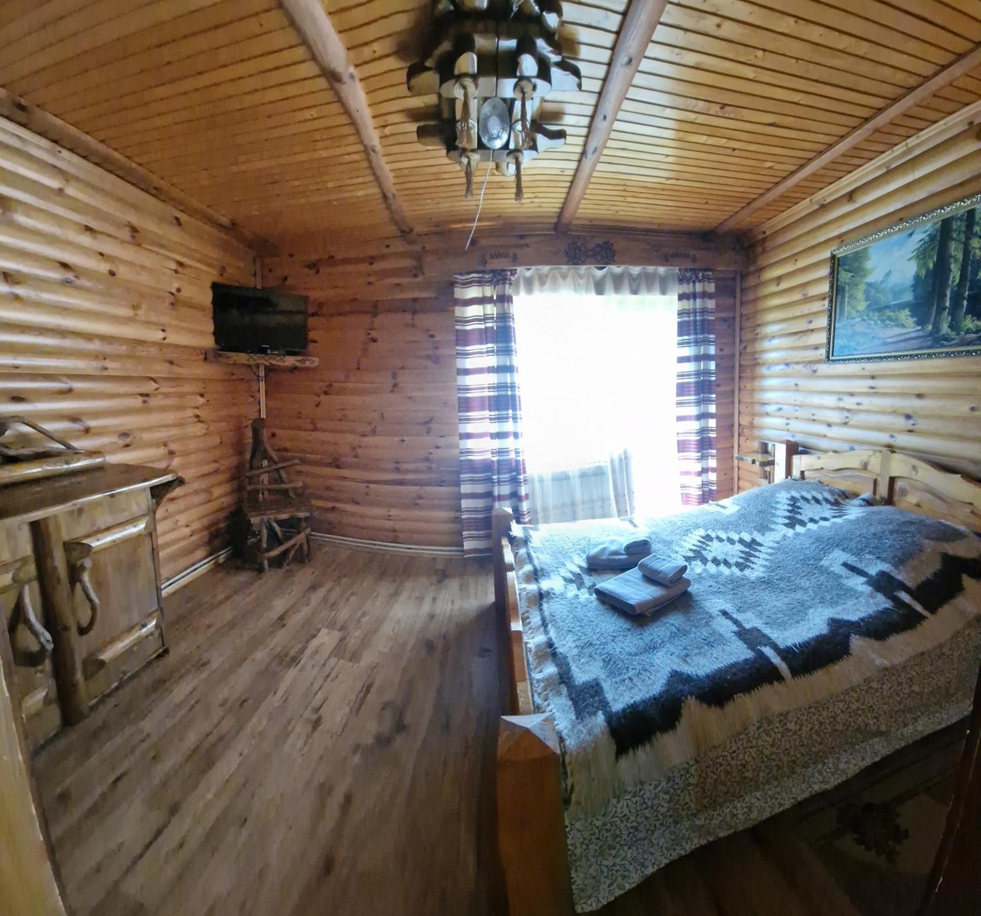 Hotel Гуцульська Хата Jaremcze Zewnętrze zdjęcie