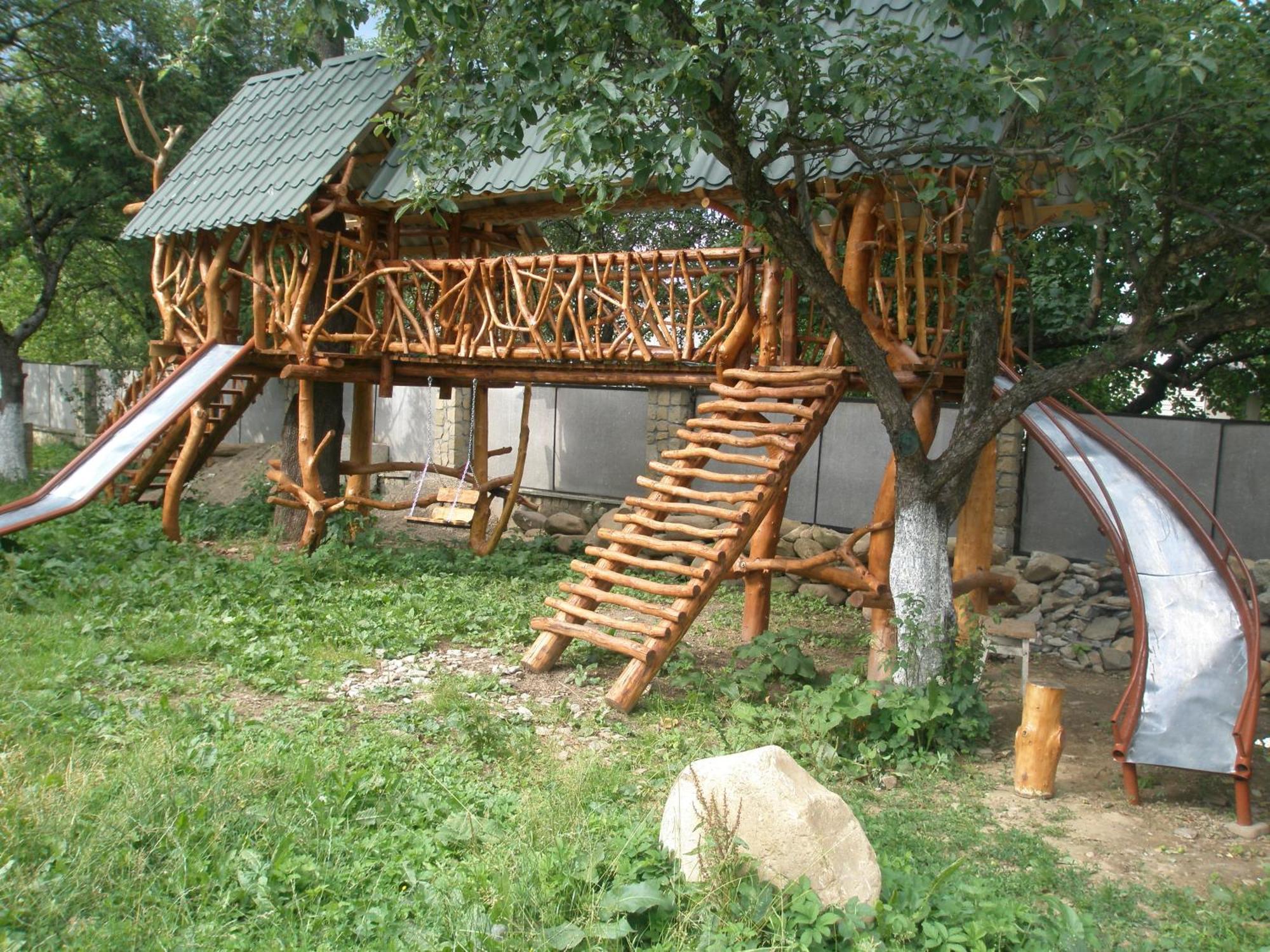 Hotel Гуцульська Хата Jaremcze Zewnętrze zdjęcie